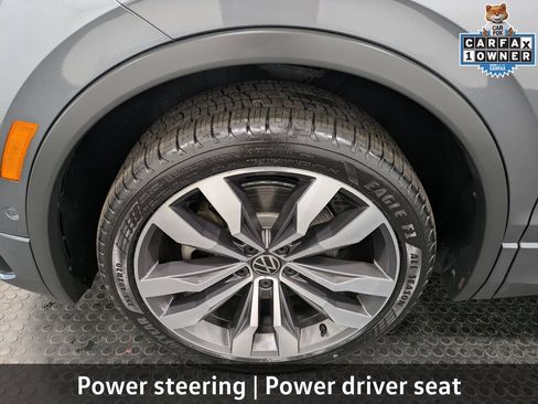 Used 2022 Volkswagen Tiguan SEL R-Line AWD/4WD image 9