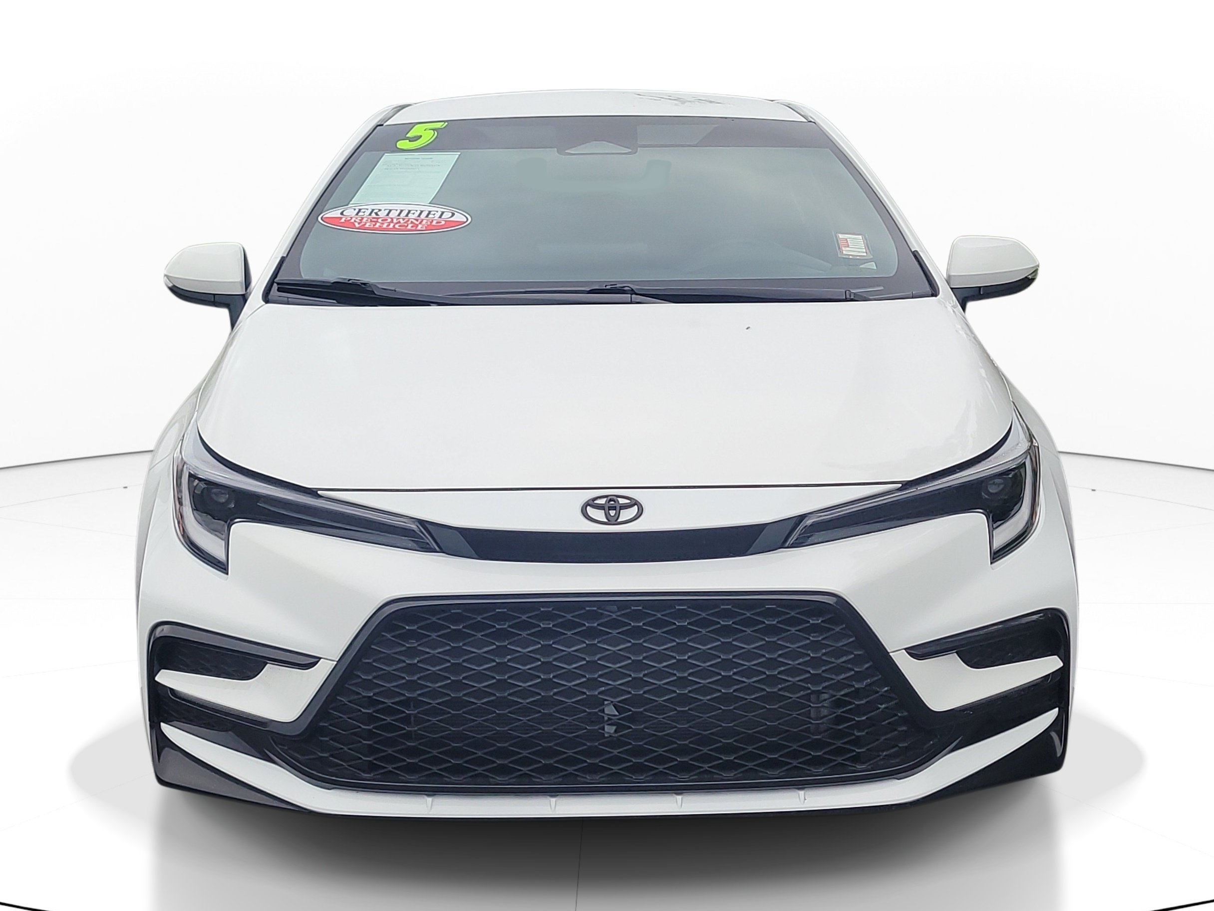 Certified 2025 Toyota Corolla SE FWD image 2