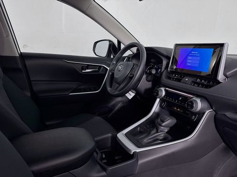 New 2025 Toyota RAV4 XLE image 32