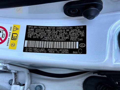 Used 2019 Lexus ES 300h image 32