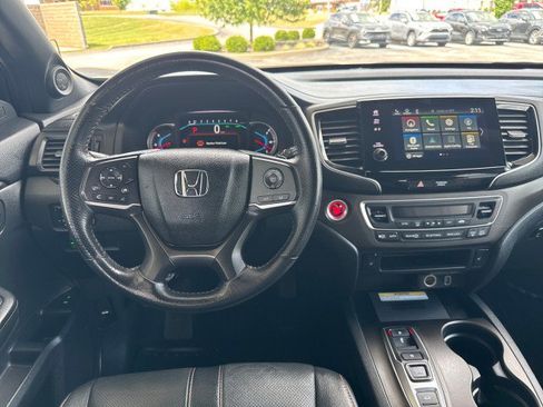 Used 2022 Honda Pilot TrailSport image 9