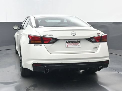 Used 2025 Nissan Altima 2.5 SR AWD/4WD image 18