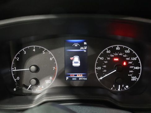 Used 2023 Toyota Corolla Cross LE w/ Moonroof Package image 40