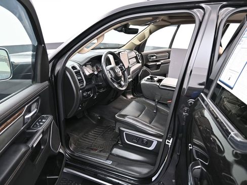 Used 2019 RAM 1500 Laramie image 12