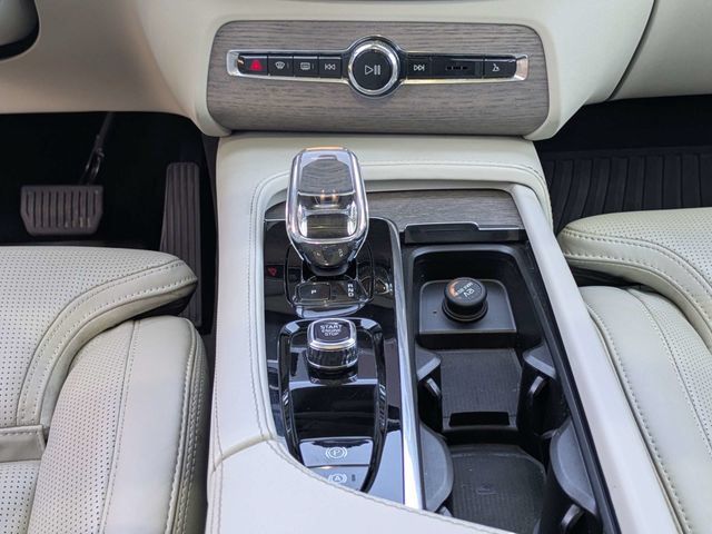 Used 2023 Volvo XC90 B6 Ultimate AWD/4WD image 22