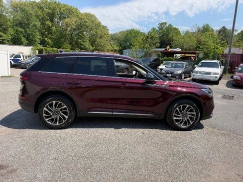 Used 2020 Lincoln Corsair AWD w/ Equipment Group 101A image 8