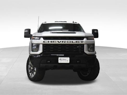 Used 2023 Chevrolet Silverado 2500 Custom w/ Custom Value Package image 5