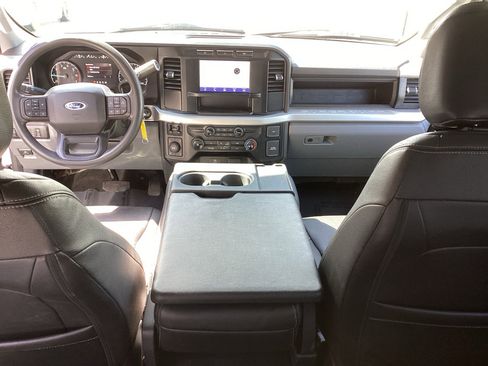 Used 2023 Ford F250 XL w/ STX Appearance Package AWD/4WD image 16