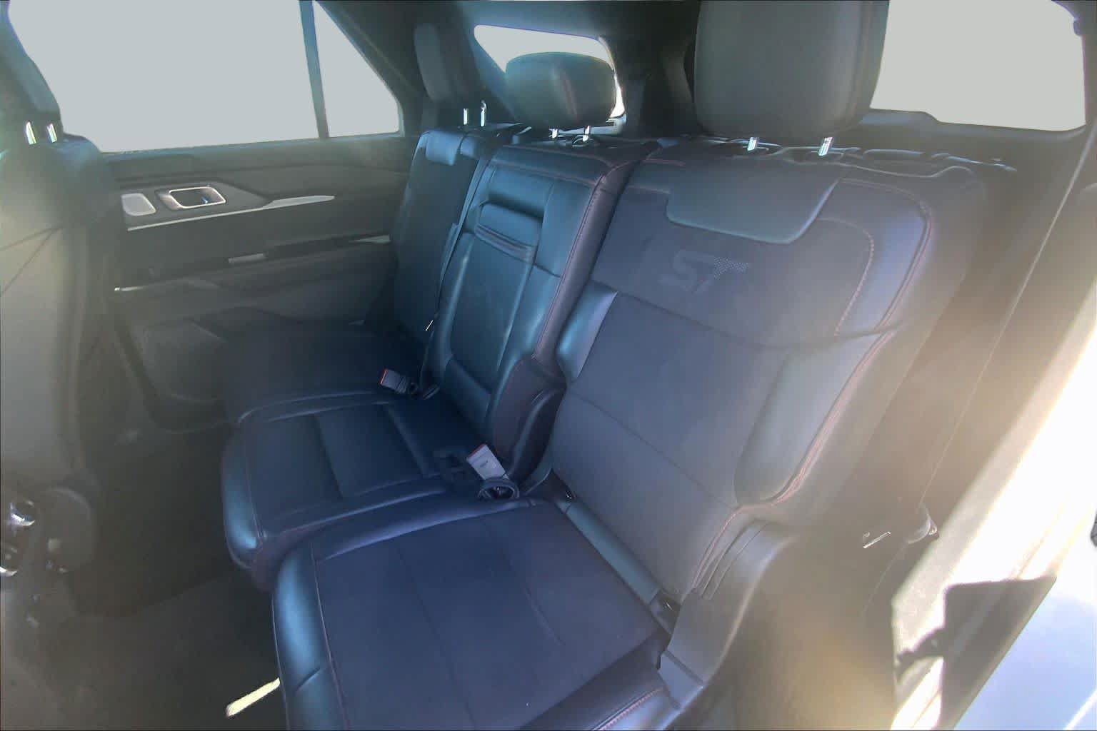 Certified 2026 Ford Explorer ST w/ Sun And Sound Package AWD/4WD image 20