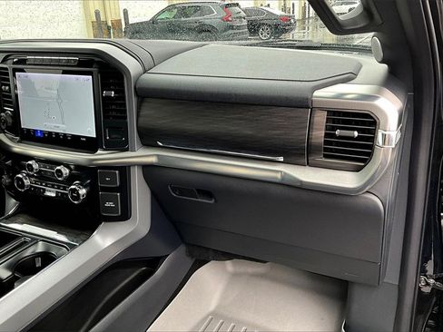 Used 2024 Ford F150 Lariat w/ Equipment Group 502A High image 17