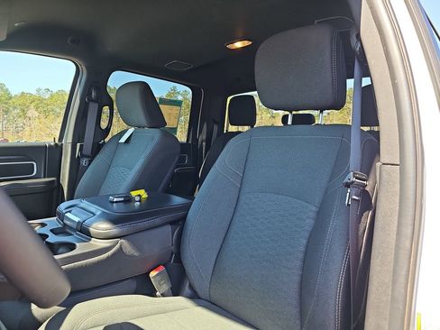 Used 2025 RAM 2500 Big Horn AWD/4WD image 20