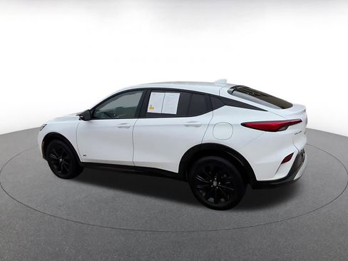 Used 2025 Buick Envista Sport Touring image 10