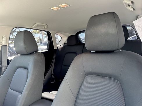 Used 2020 MAZDA CX-5 Sport image 41