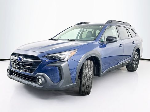 Used 2025 Subaru Outback Onyx Edition AWD/4WD image 1
