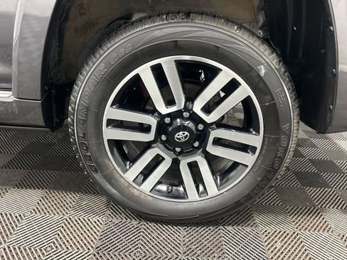 Used 2023 Toyota 4Runner Limited AWD/4WD image 34