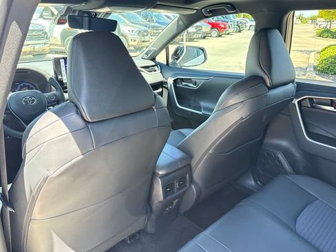 Used 2025 Toyota RAV4 XSE w/ Advanced Technology Package AWD/4WD image 26