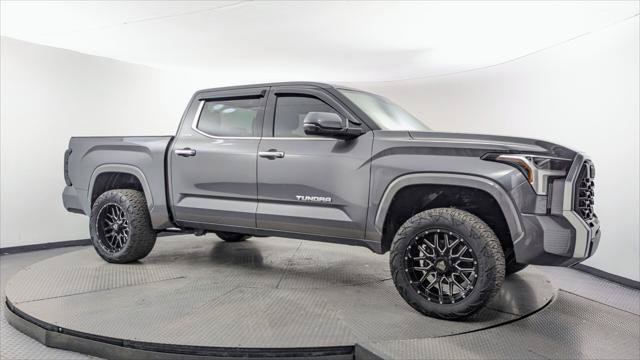 Used 2023 Toyota Tundra Limited w/ Power Package AWD/4WD image 11