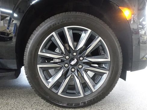 Used 2021 Cadillac Escalade ESV Sport AWD/4WD image 34