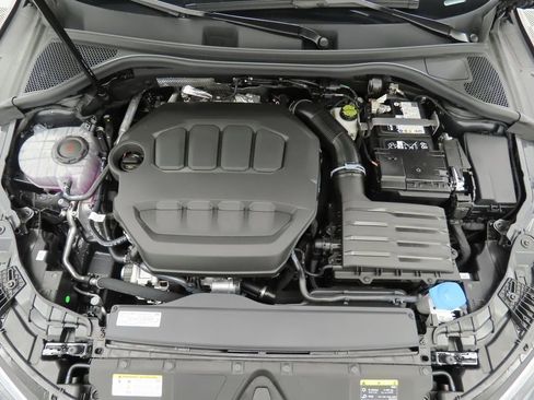 Used 2025 Audi A3 2.0T Premium w/ Convenience Package image 30