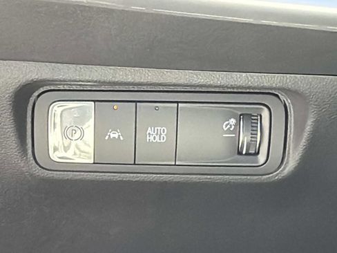 Used 2024 Honda Prologue Touring image 17