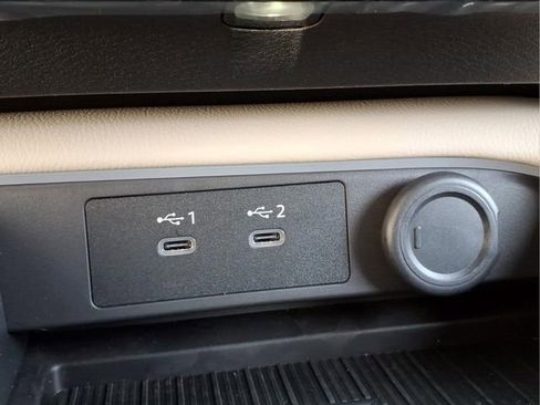 New 2026 Nissan Sentra SL FWD image 13