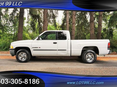 Used 2001 Dodge Ram 1500 Truck 2WD Quad Cab image 1