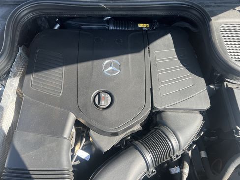Certified 2024 Mercedes-Benz GLE 450e 4MATIC image 36
