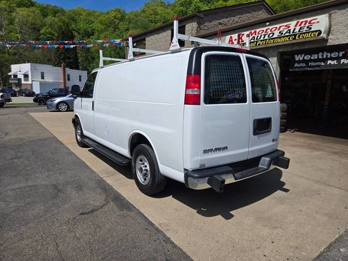 Used 2019 GMC Savana 2500 w/ Driver Convenience Package RWD image 5