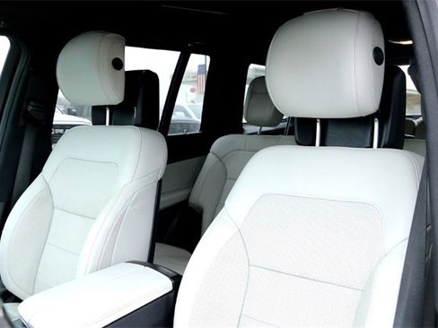 Used 2019 Mercedes-Benz GLS 550 4MATIC image 11