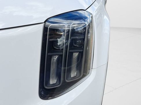 Used 2023 Kia Telluride EX X-Line image 9