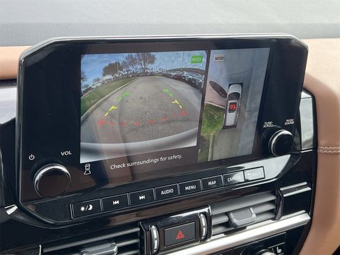 Certified 2024 Nissan Pathfinder Platinum w/ Cargo Package image 18