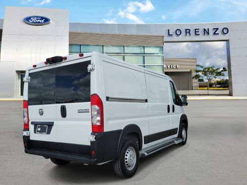 Used 2025 RAM ProMaster 2500 w/ U-Haul Equipment Group FWD image 5