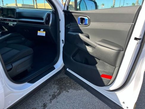 New 2026 Kia Sorento LX FWD image 21