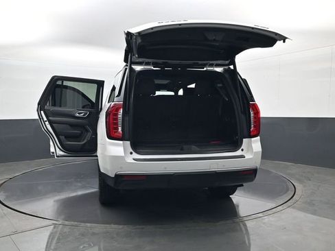 Used 2022 GMC Yukon SLT w/ SLT Luxury Package image 33
