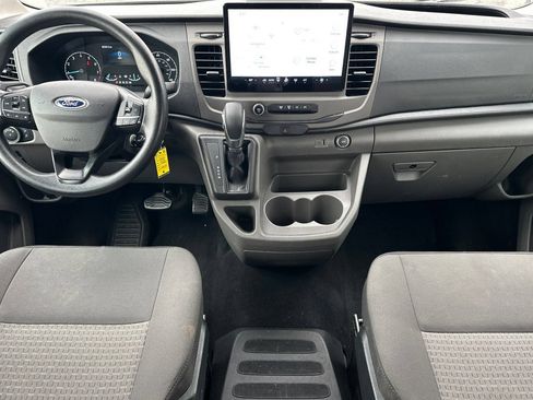 Used 2022 Ford Transit 350 XLT RWD image 12