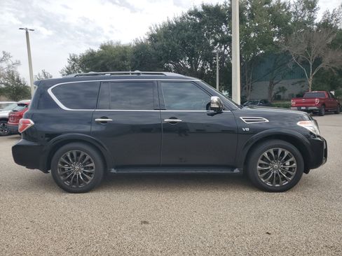 Used 2020 Nissan Armada Platinum w/ Platinum Reserve Package image 4