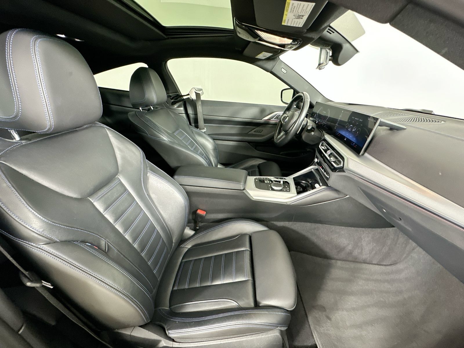 Used 2024 BMW 440i xDrive Coupe w/ Premium Package AWD/4WD image 38