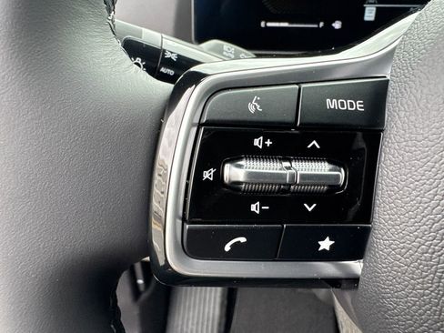 New 2026 Kia Carnival EX image 24