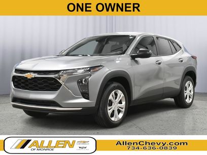 Used 2024 Chevrolet Trax LS w/ Driver Confidence Package