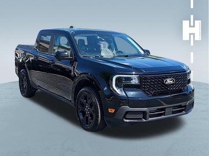 Used 2025 Ford Maverick Lariat w/ Black Appearance Package