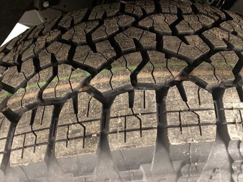 New 2026 Chevrolet Silverado 1500 LTZ w/ LTZ Convenience Package II image 32