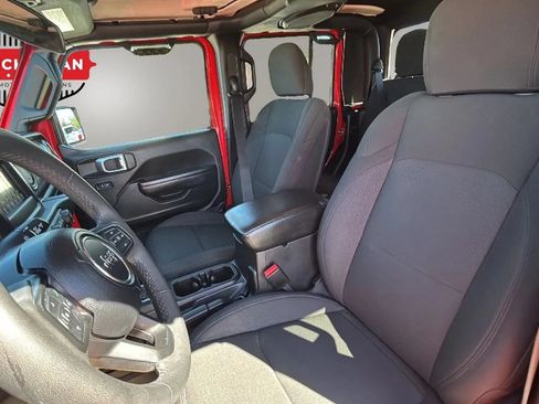 Used 2023 Jeep Gladiator Sport AWD/4WD image 28