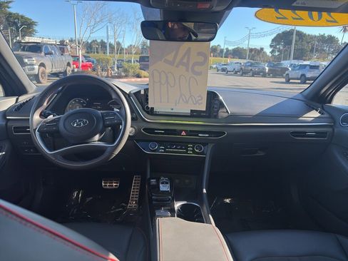 Used 2022 Hyundai Sonata SEL Plus w/ Cargo Package image 16