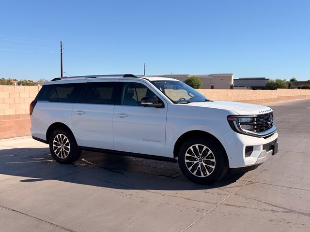 Used 2025 Ford Expedition Max Platinum AWD/4WD image 5