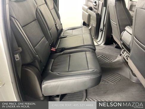 Used 2022 Chevrolet Silverado 1500 LT AWD/4WD image 30