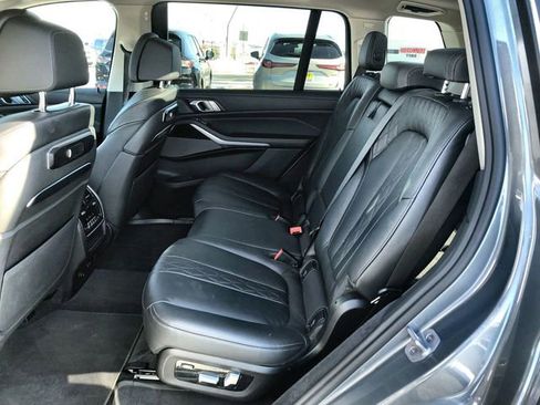 Used 2025 BMW X7 xDrive40i image 23