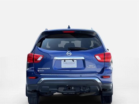 Used 2020 Nissan Pathfinder Platinum image 7