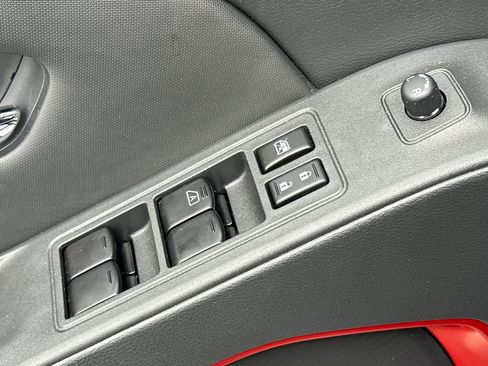 Used 2023 Nissan Frontier PRO-4X w/ Pro Convenience Package image 13