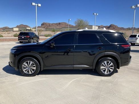 Used 2022 Nissan Pathfinder SL image 10