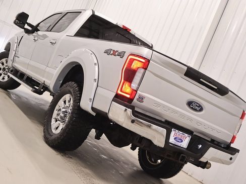 Used 2018 Ford F350 Lariat w/ Lariat Ultimate Package image 46